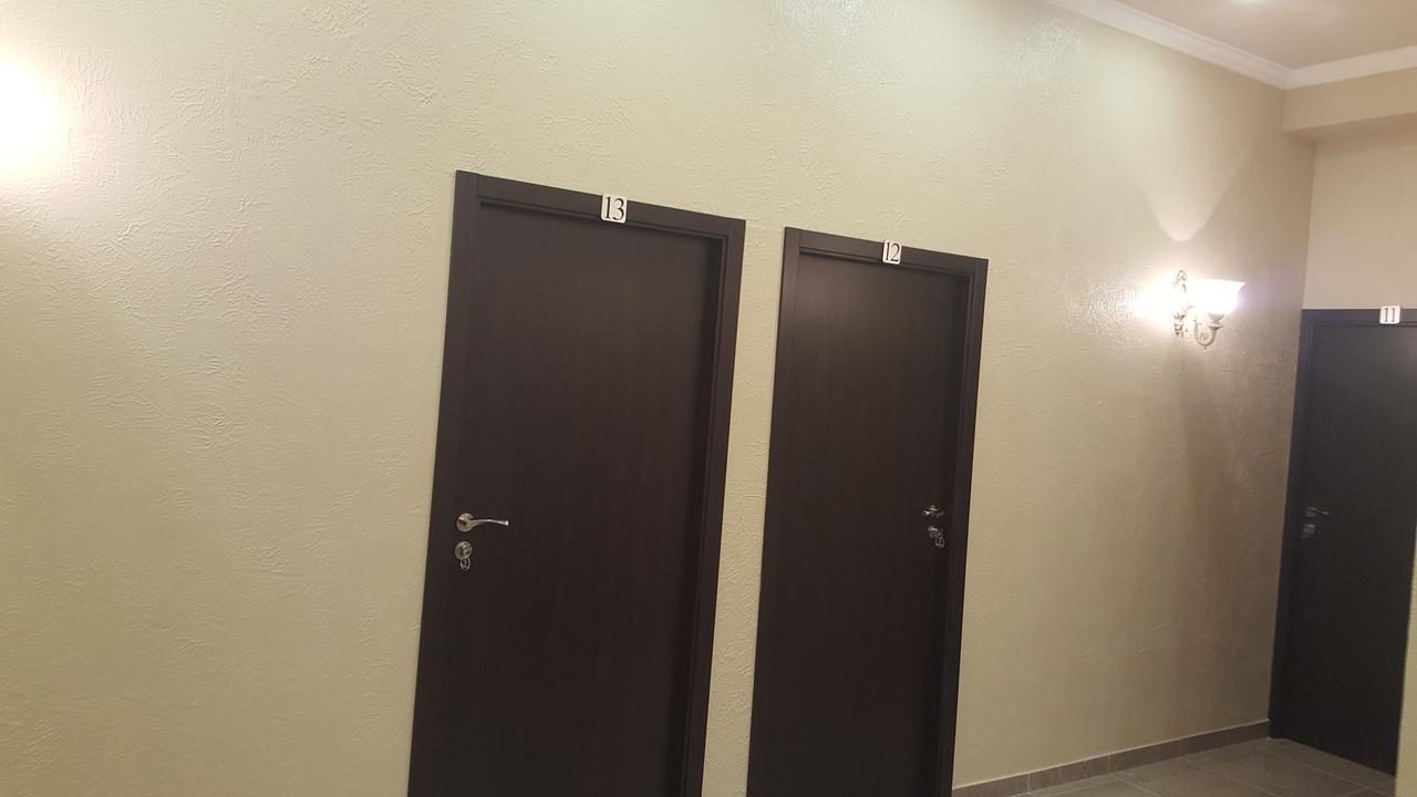 Eridana Hotel 예레반 외부 사진